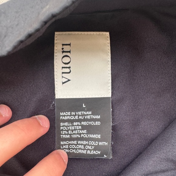 Vuori Men's Sunday Element Track Jacket Black Jacket Zip Up - Picture 3 of 5